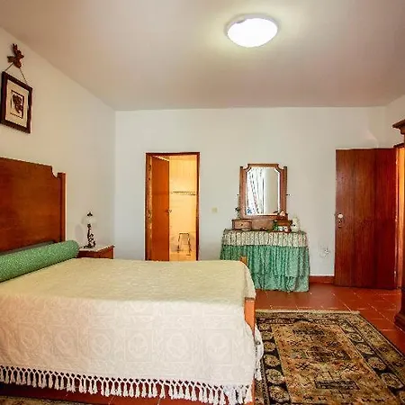 Casa De Sao Caetano De *
